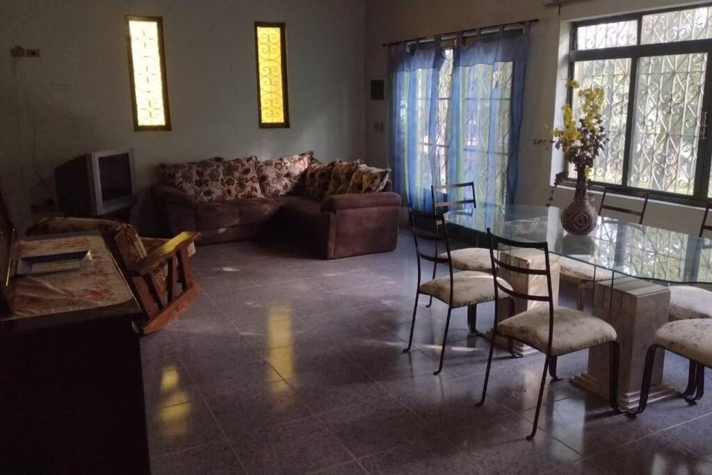Chacara Com Piscina Em Condominio Fechado Prox Shopping Outlet Catarina Mairinque Eksteriør bilde